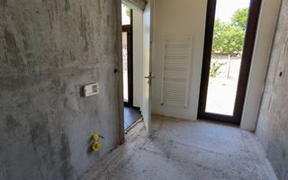 Casa ultracentral Periam - Poză 17