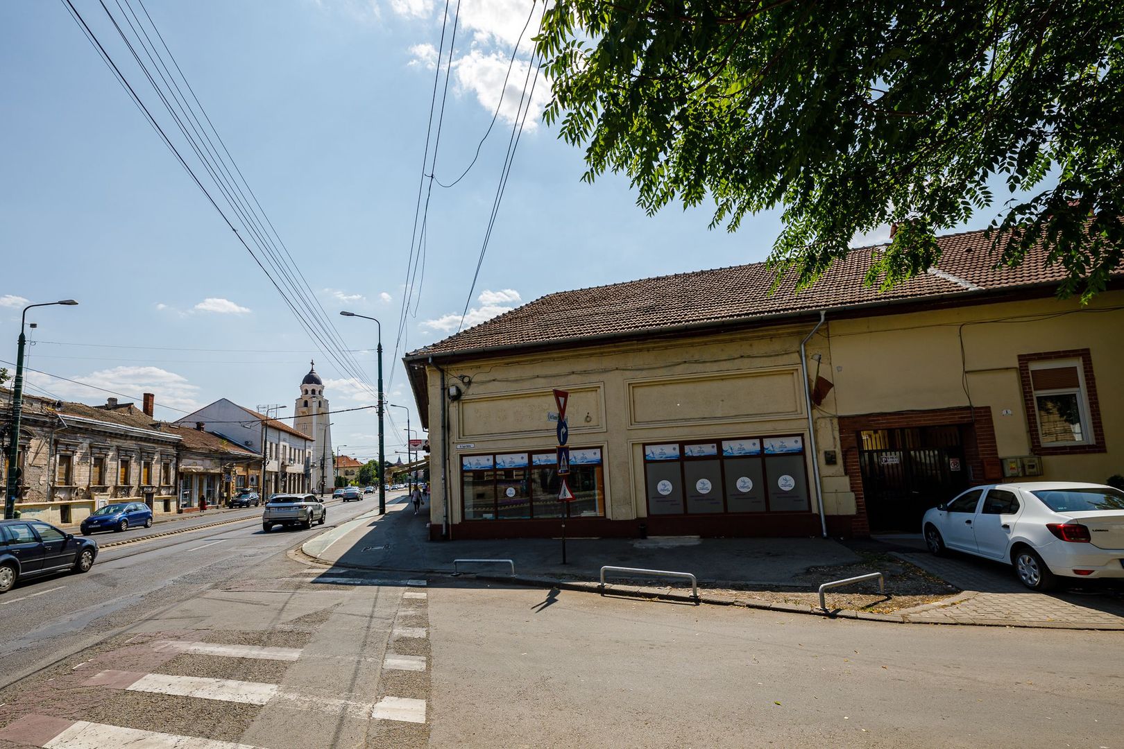 SPATIU COMERCIAL, pe colt, vitrat | 73 mp | P-ta Maria | Comision 0% - Poză 2