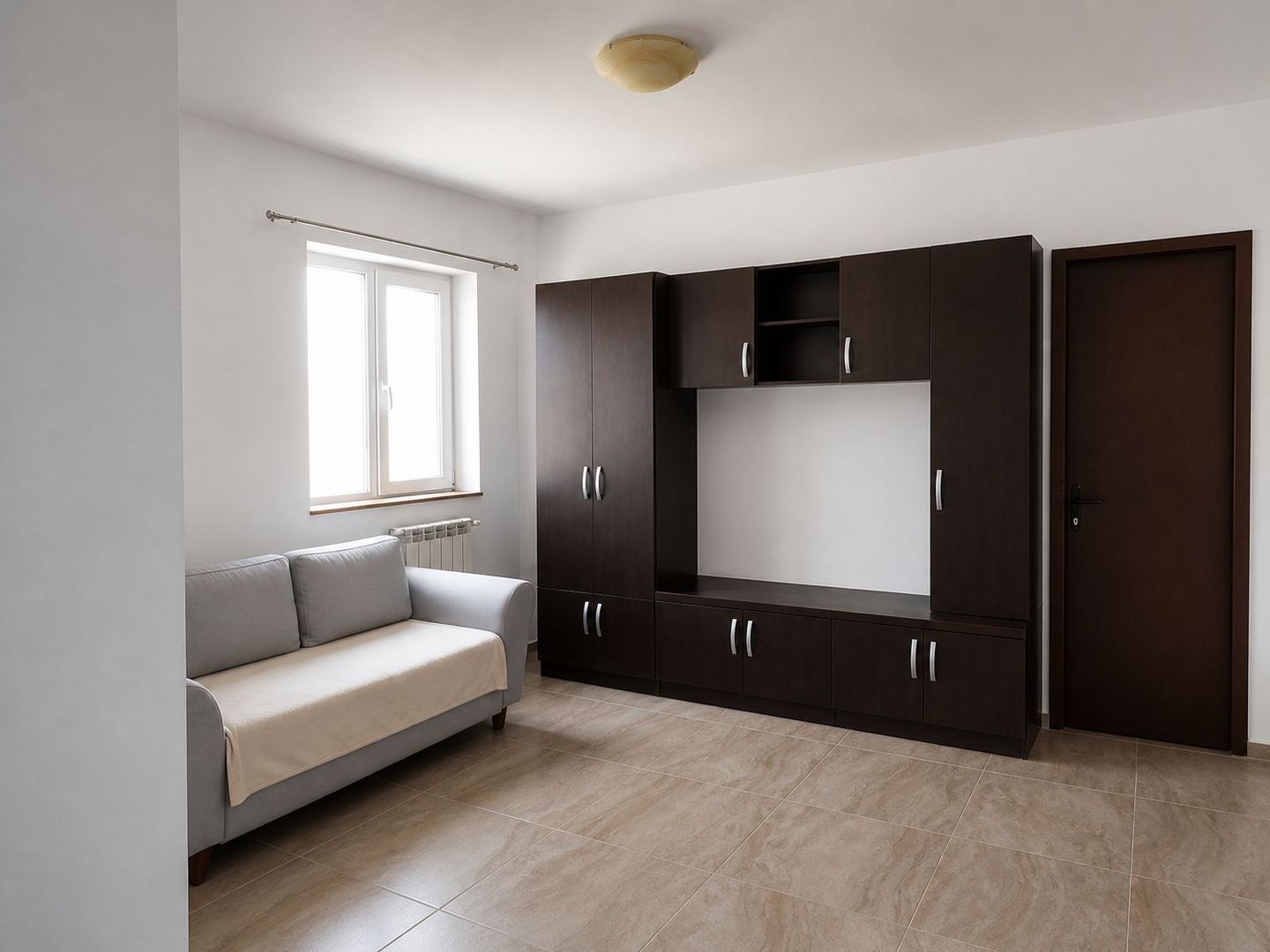 Apartament SD etaj intermediar 57 mp Tatarasi 115000 euro - Poză 2