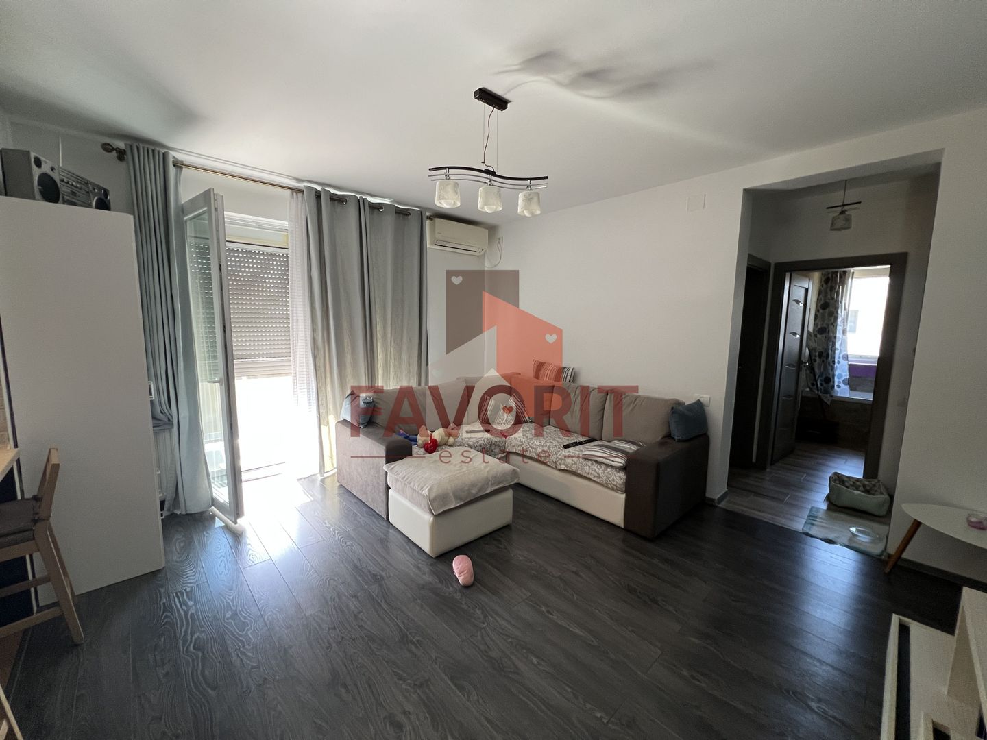 Apartament 2 camere | Scara interioara | Mansarda amenajata | Giroc - Poză 2