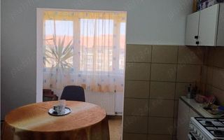 2 camere Calea Torontalului 2 balcoane boxa+garaj - Poză 4