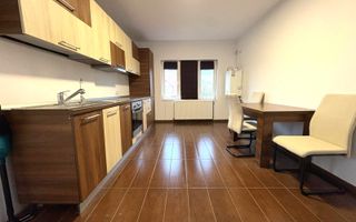 Apartament la curte, 2 băi, loc de parcare, zona linistita, dressing - Poză 10