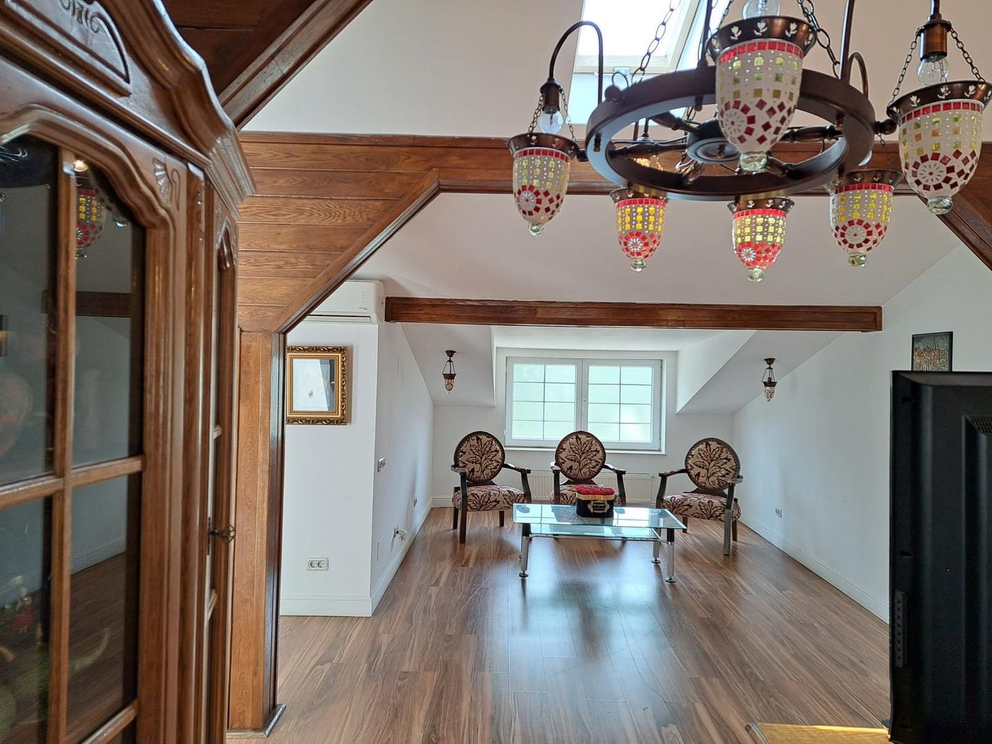 Vilă Lux în Centru Capitalei – Ideală pentru Rezidențial sau Buisness - Poză 2