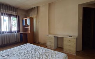 Apartament cu 3 camere - zona semicentrala - Poză 19