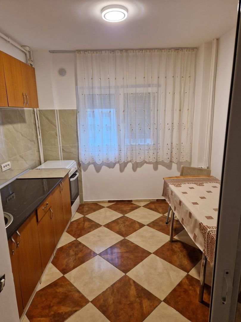 AP. 2 CAMERE RAHOVA - CENTRALA PROPRIE, PRIMA INCHIRIERE, LOC PARCARE - Poză 3