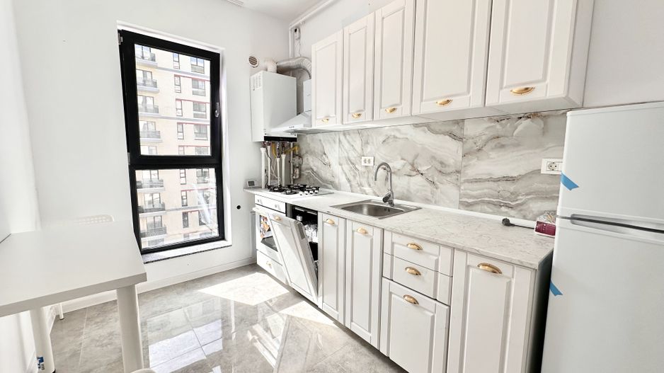 Apartament 2 Camere Exigent Plaza Faza 5 + Parcare inclusa! - Poză 1