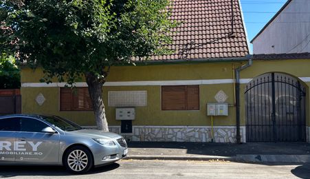 Casa singur in curte cartier Lazaret / Sibiu cu teren de 790 mp