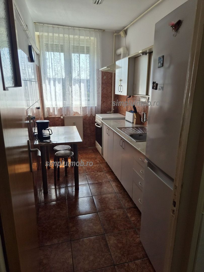 Decomandat 2 Camere Etaj Intermediar Bloc Anvelopat - Poză 5