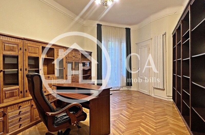 Apartament de închiriat cu 4 camere în zona ultracentrală, Oradea - Poză 1