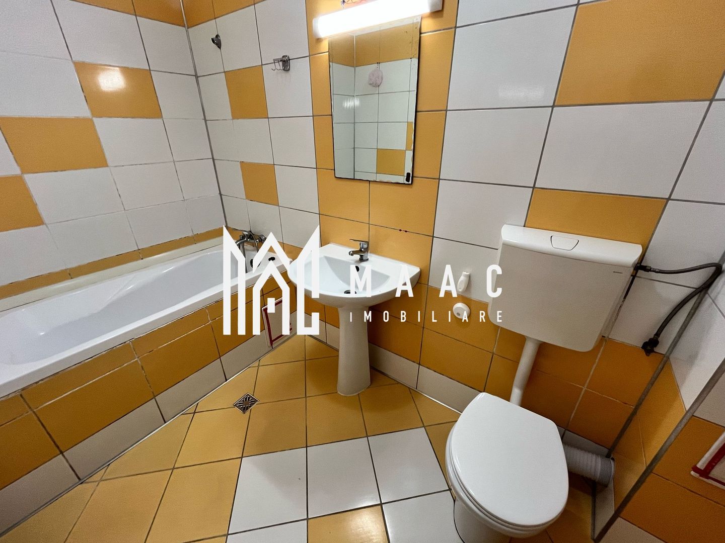 Apartament 3 camere | Balcon | Parcare | Hipodrom 3 - Poză 26