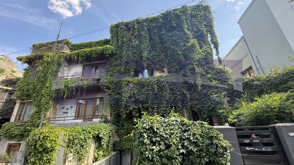 De vanzare apartament 3 camere zona Beller oportunitate 91 mp utili - Poză 1