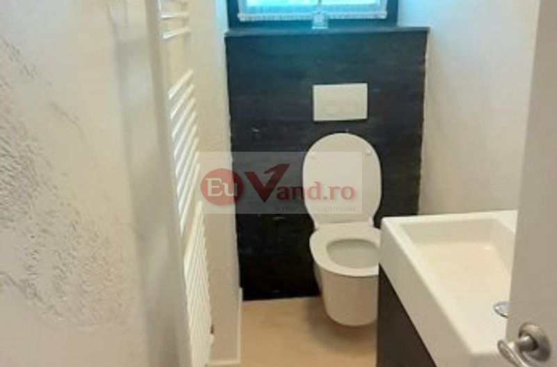 Casa in stil mediteranean - 4 camere, zona Metro - Poză 3