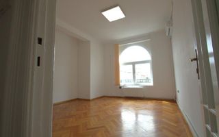 Inchiriere apartament de 4 camere - Poză 12