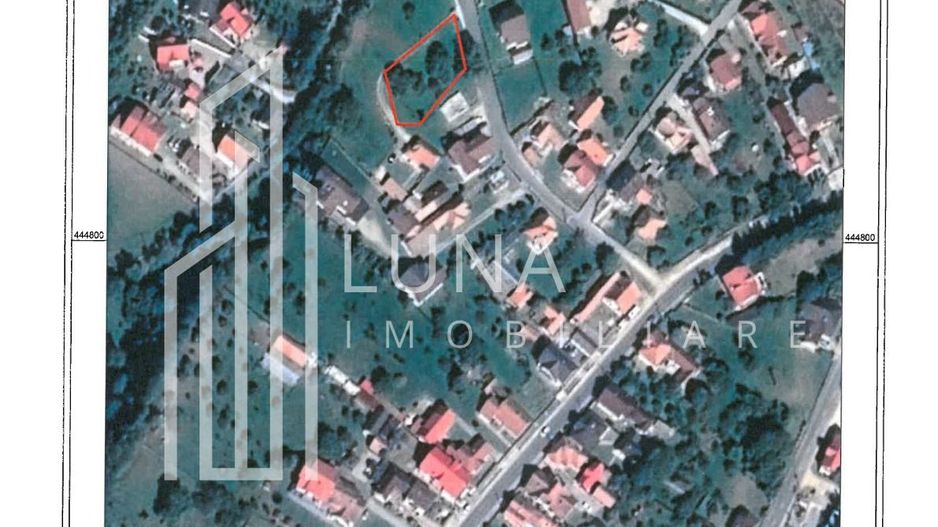 Teren intravilan 1.000 mp | Moieciu de Jos - Poză 1
