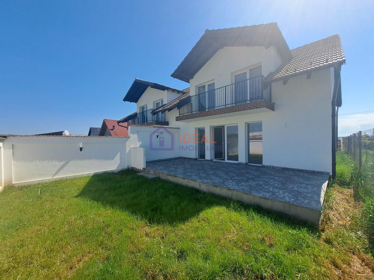 Duplex  Modern LA CHEIE cu 4 camere si gradina ,in Cristian - Poză 2