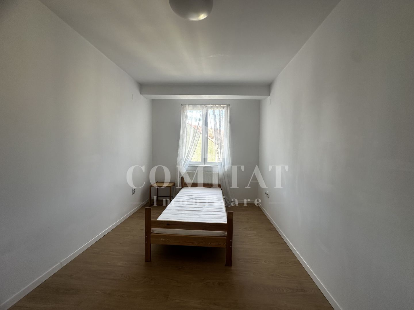 Apartament la etaj intermediar | 3 camere | Zona Eroilor - Poză 13