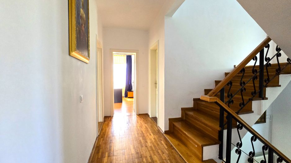 Proprietate unica, vila si 8000 mp pe malul lacului Snagov - Poză 24