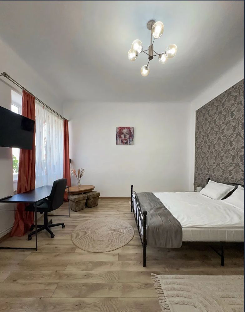 Apartament Modern De Inchiriat | Pet Friendly | Ultracentral | Terasa - Poză 2