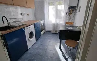 Medicina, etaj 3, CENTRALA, renovat recent - Poză 17