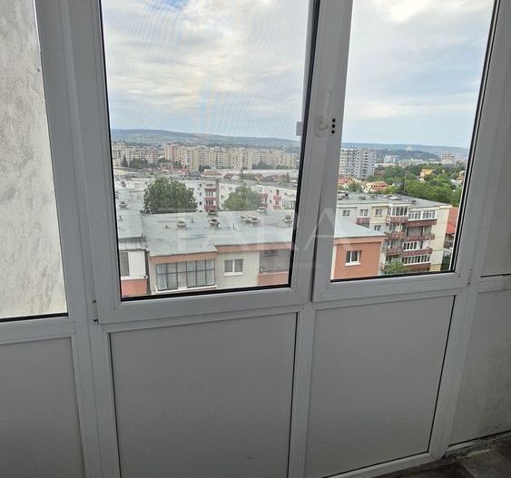 Garsonieră luminoasă, etaj 6, balcon, Mănăștur. - Poză 5