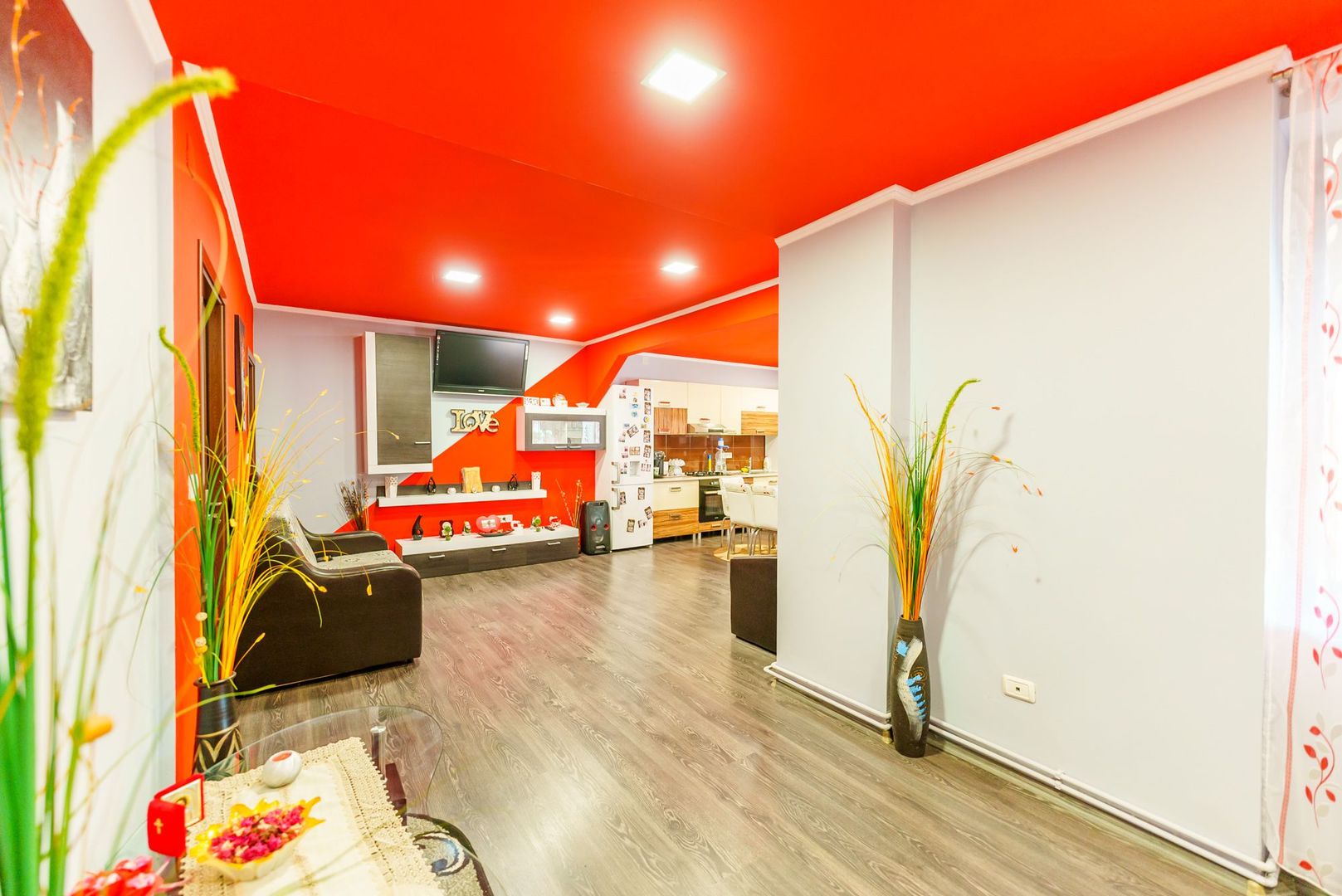 Casă spațioasă la sol în Macea - Poză 13