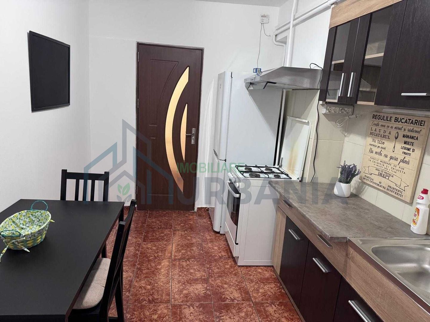 Proprietar ofer spre inchiriere apartament cu o camera - zona gara/pasaj ocrav bancila - Poză 6
