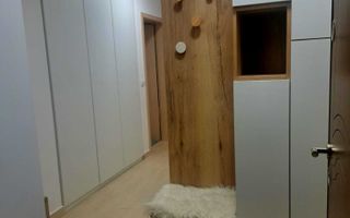Apartament 3 camere + loc de parcare - zona Tractorul/Nicolae Labis - Poză 5