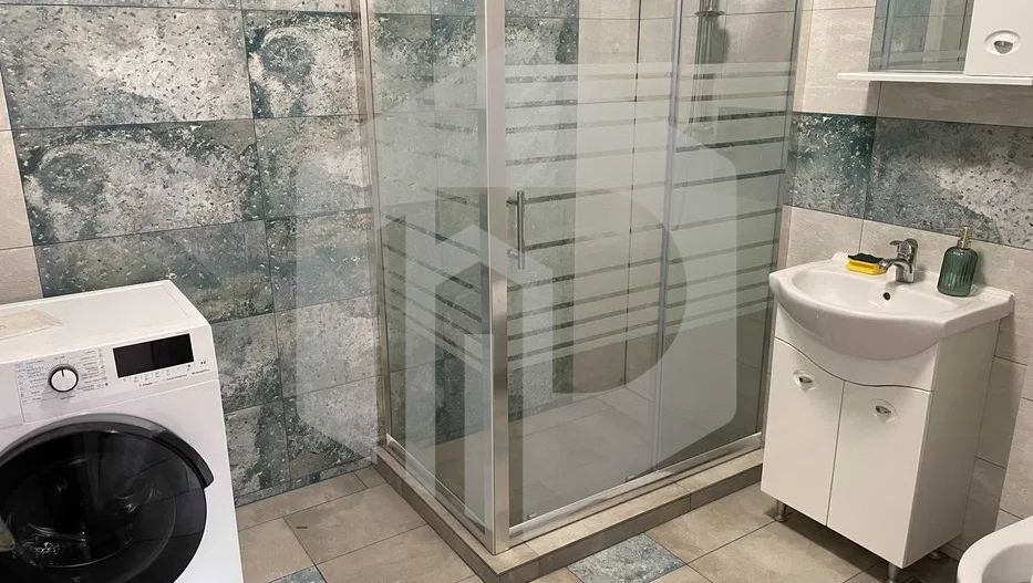 Casa individuala - 5 camere - 210mpu - Lazaret - Acces auto si garaj - Poză 4