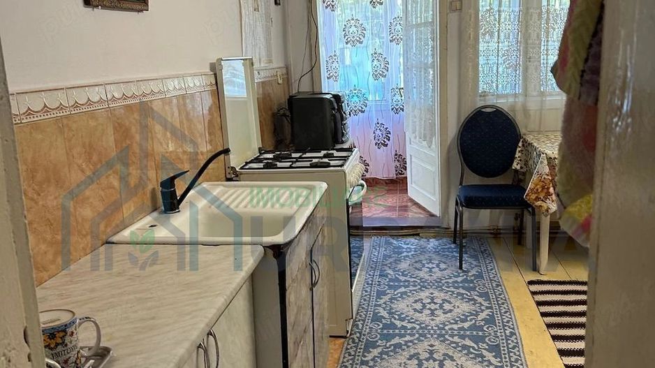 Casă cu 4 dormitoare și spațiu comercial în comuna Motca, Iași - Poză 9