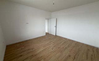 Bloc Nou. Gradina proprie de 103 mp si 2 locuri de parcare inscrise in CF. - Poză 10