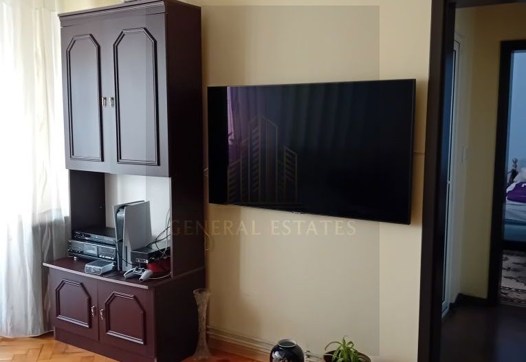 Apartament 2 camere,semidecomandat, mobilat, utilat - Poză 2