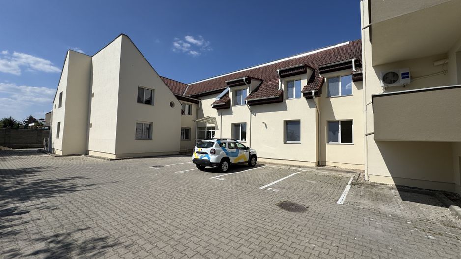 Apartament nr.14 cu 3 camere, boxa si parcare incluse in pret - Poză 2