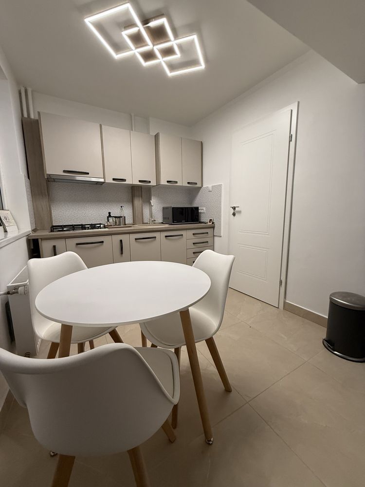 Închiriere Apartament cu 2 camere lux, prima inchiriere, ultracentral Victoriei - Poză 6