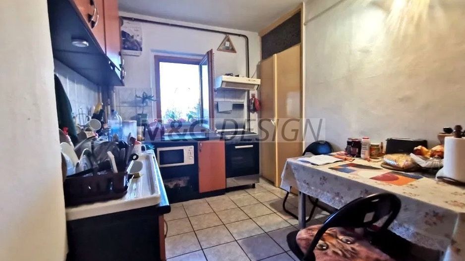Apartament 3 camere Dambovita - Poză 2
