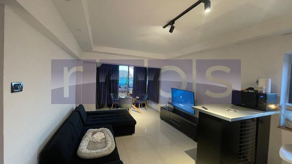 VANZARE APARTAMENT  3 CAMERE - DECOMANDAT -  Rond Alba Iulia - Poză 2