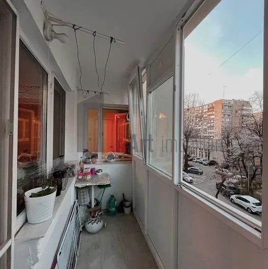 3 Camere Tineretului - Poză 6