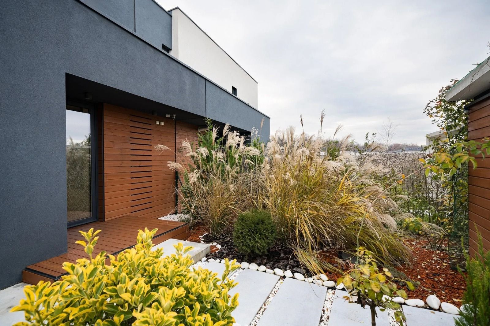 vila 4 camere | Amber Gardens | Otopeni | Tunari | 2 parcare - Poză 3