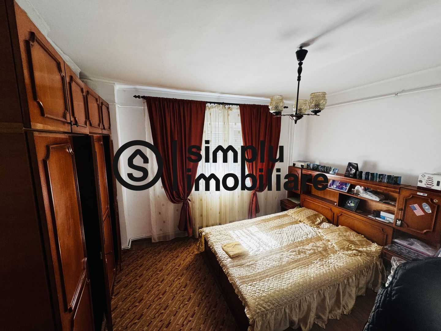 3 decomandate, centrala, 1 Mai - 110 000 Euro - Poză 4