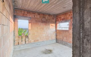 Proprietate impresionantă între Curtici și Macea - Poză 11