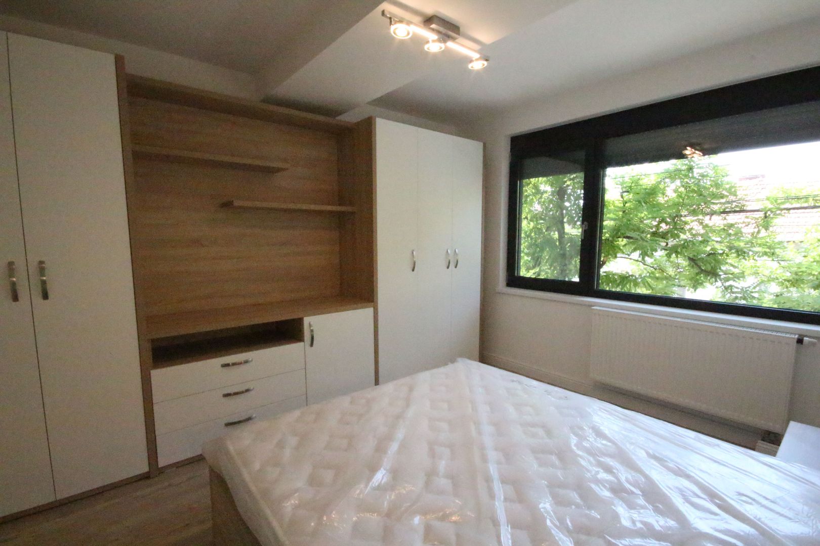 Apartament lux cu 3 camere de vanzare în zona Elisabetin - Poză 4