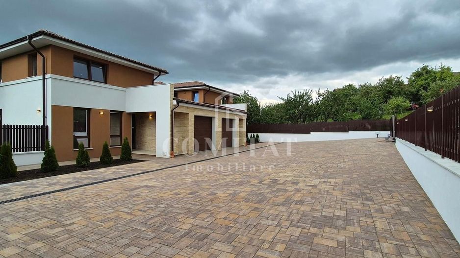 Casă cu 700 teren și garaj zona Scolii Feleacu - Poză 1