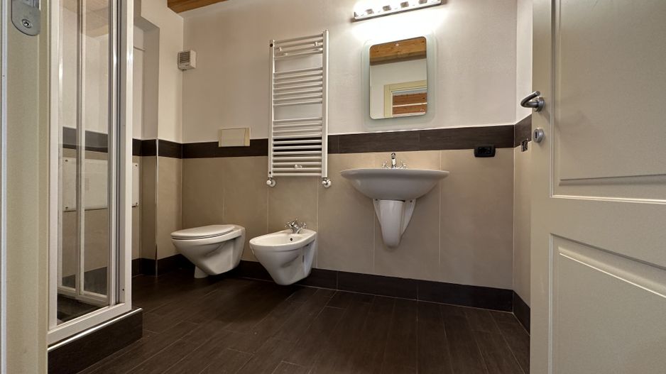 P-ta Unirii - Comision 0% | Apartament 3 camere-113 mp | Imobil 2008 - Poză 31