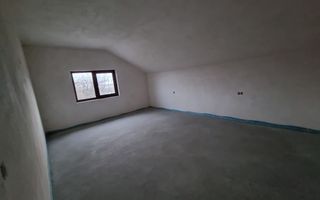 Casa Individuala 6 Camere, Zona Barabant - Poză 12