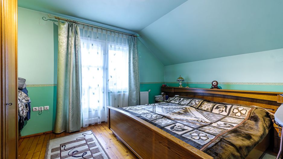 Casă cu 4 camere la cheie, nouă, în Nădlac * zona Centru - Poză 7
