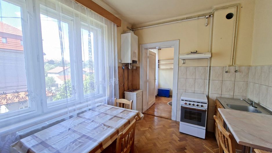 Apartament 4 camere 110 mp utili cu teren aferent si 2 bai Central - Poză 7