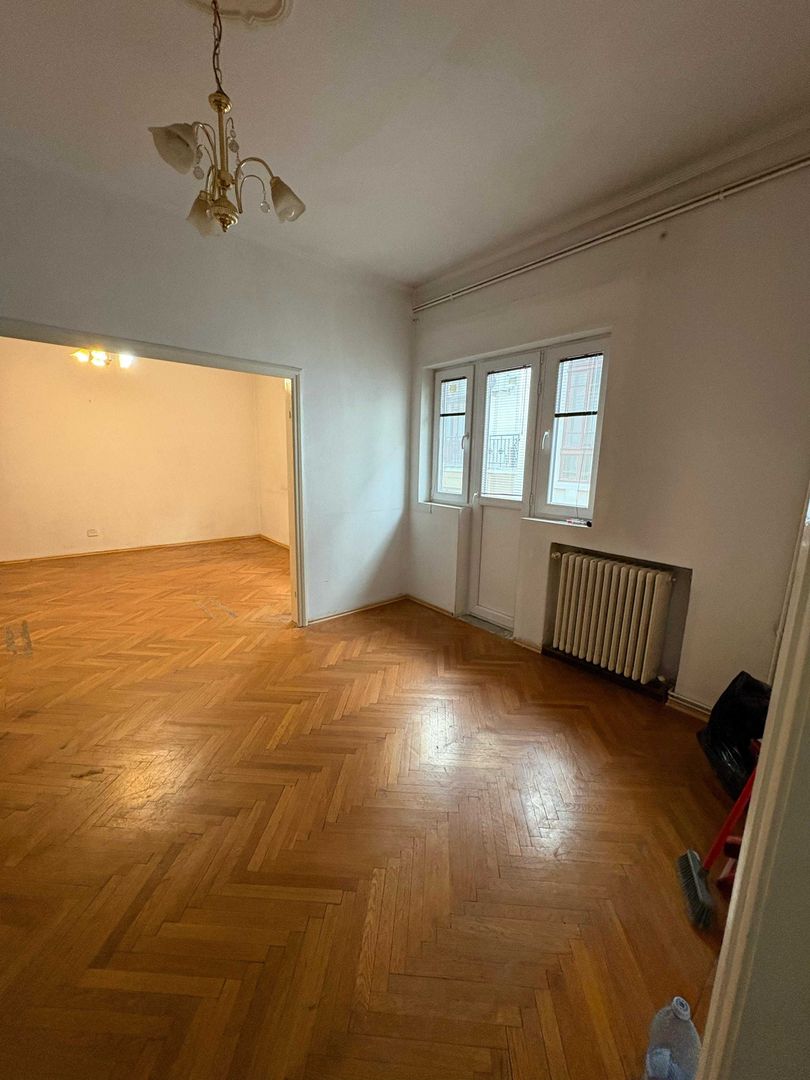 APARTAMENT -GARSONIERA ZONA DOROBANTI - Poză 1