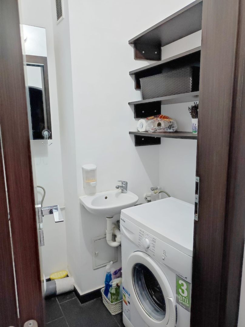 Apartament zona Magheru - Poză 14