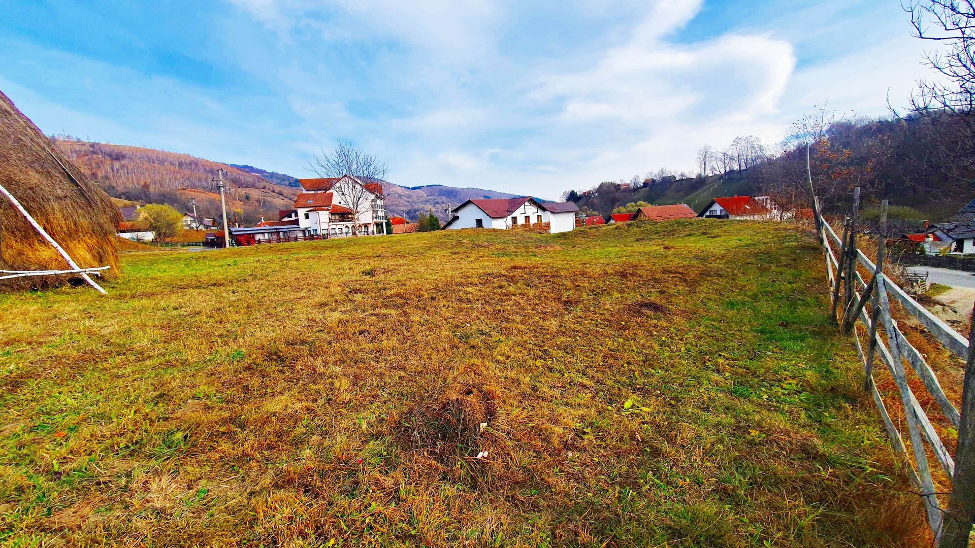 Bran Moeciu, pretabil pensiune sau dezvoltare imobiliară - Poză 3