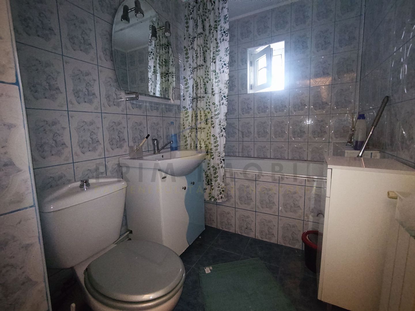 3 Camere, Decomandat Nicolina / Prima Statie din Podu Ros - Poză 14