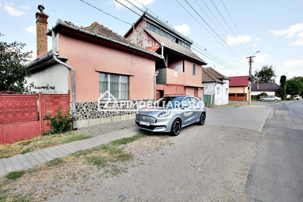 Casa+spatiu comercial,5 camere,2 bai.847mp teren,0%comision - Poză 1
